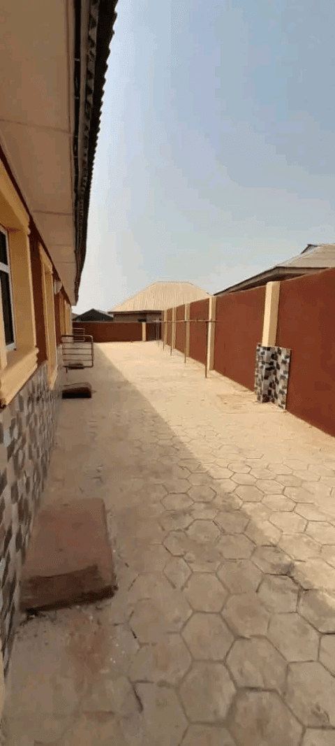 3 Bedroom Flat